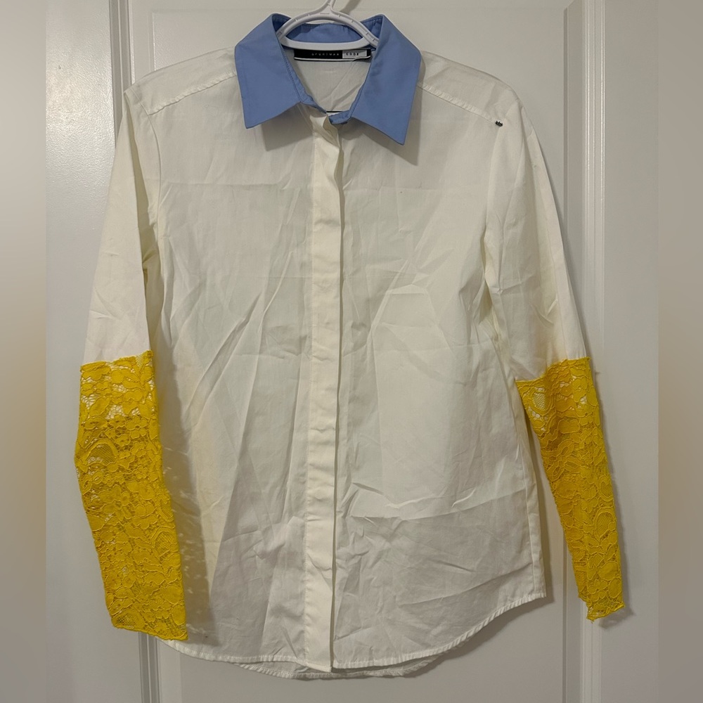 Sportmax beautiful shirt with lace sleeve